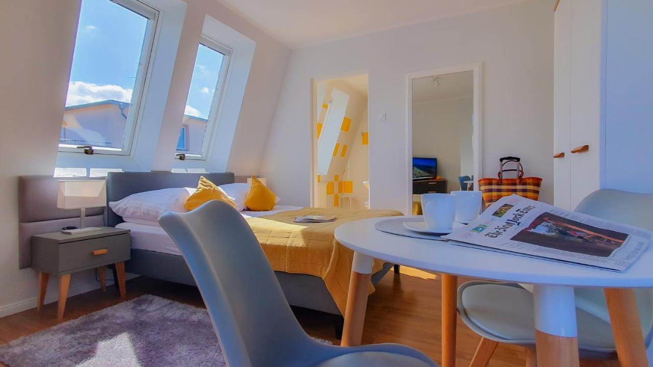Villa Elefant ミエンジズドロイェ エクステリア 写真